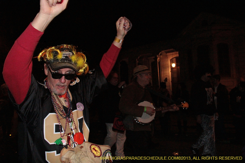 2013-Krewe-du-Vieux-1137