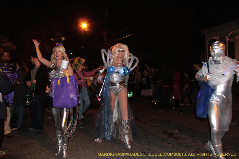 2013-Krewe-du-Vieux-1149