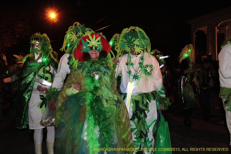 2013-Krewe-du-Vieux-1159