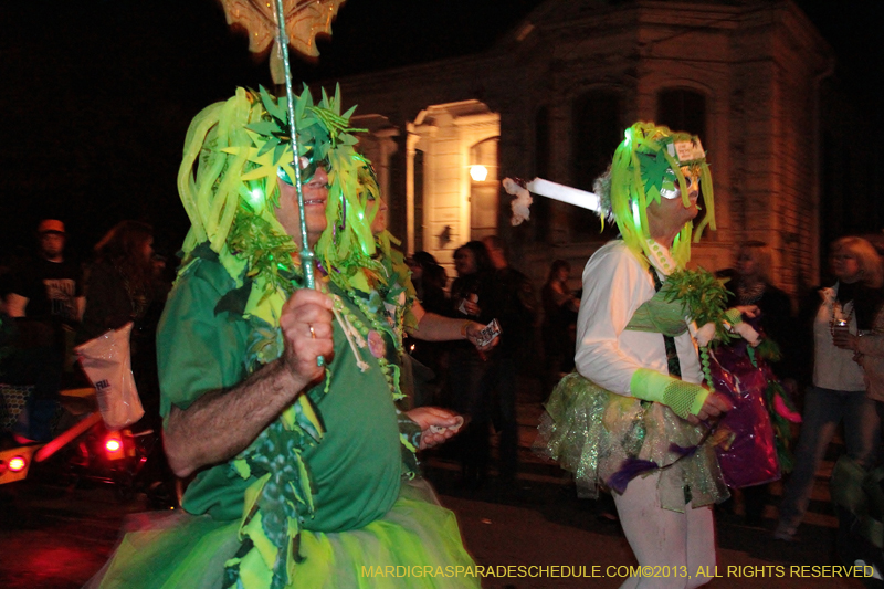 2013-Krewe-du-Vieux-1165