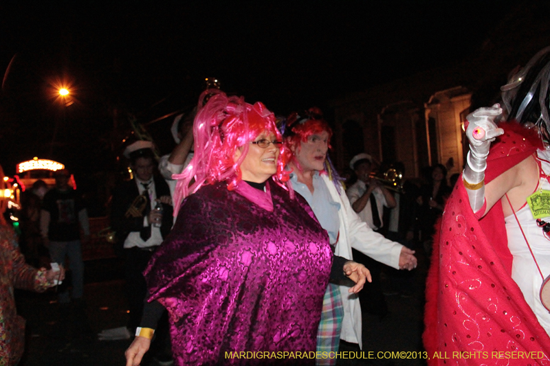 2013-Krewe-du-Vieux-1203