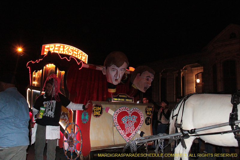 2013-Krewe-du-Vieux-1206