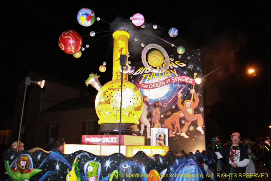 2014-Krewe-du-Vieux11049