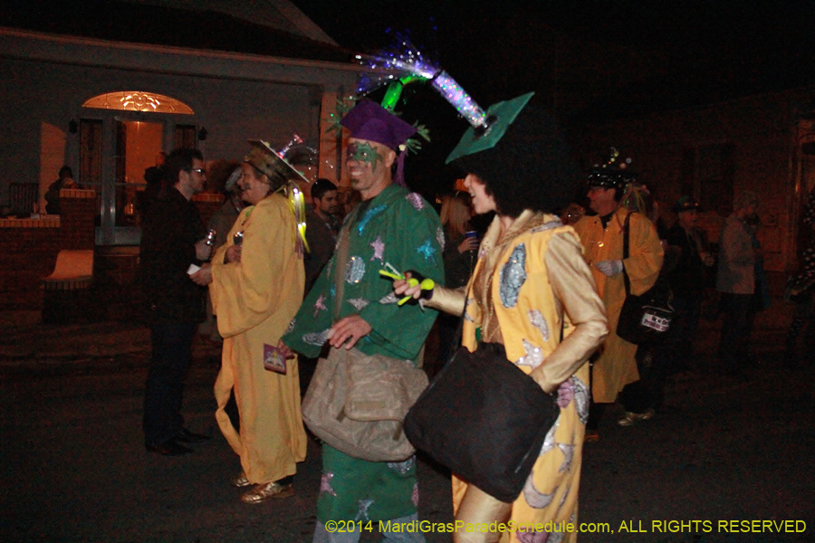 2014-Krewe-du-Vieux11055