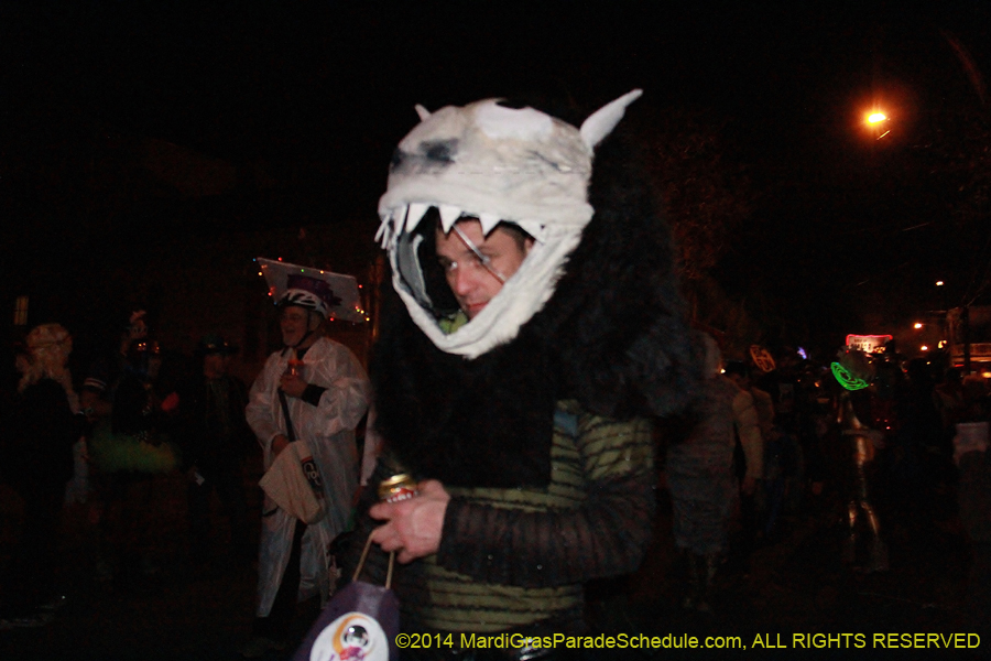 2014-Krewe-du-Vieux11063