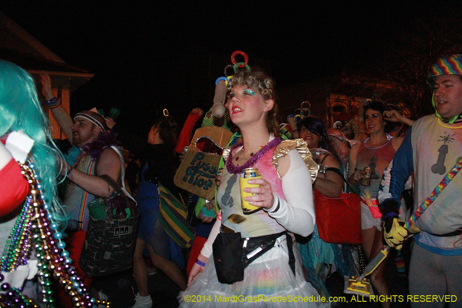 2014-Krewe-du-Vieux11182