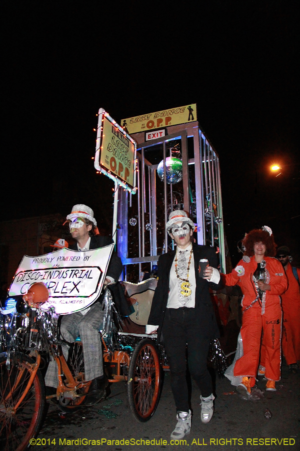 2014-Krewe-du-Vieux11189