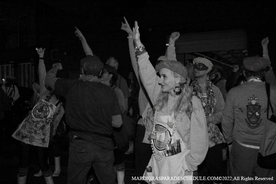 Krewe-du-Vieux00046-2022