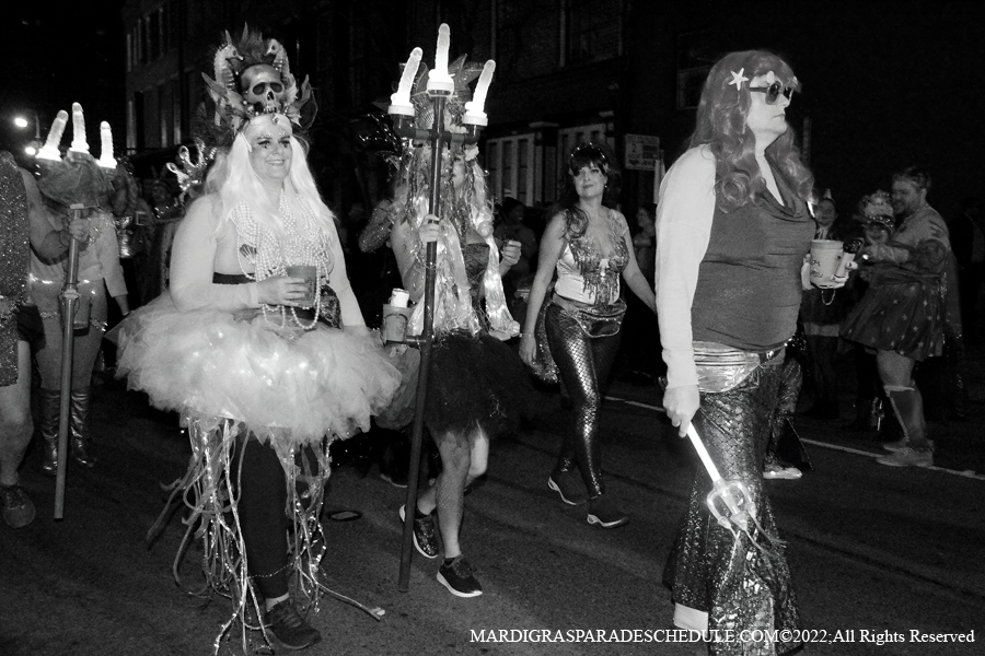 Krewe-du-Vieux00065-2022