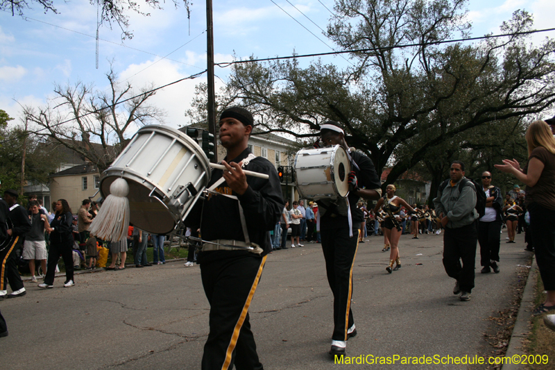2009-Krewe-of-King-Arthur-New-Orleans-Mardi-Gras-0315