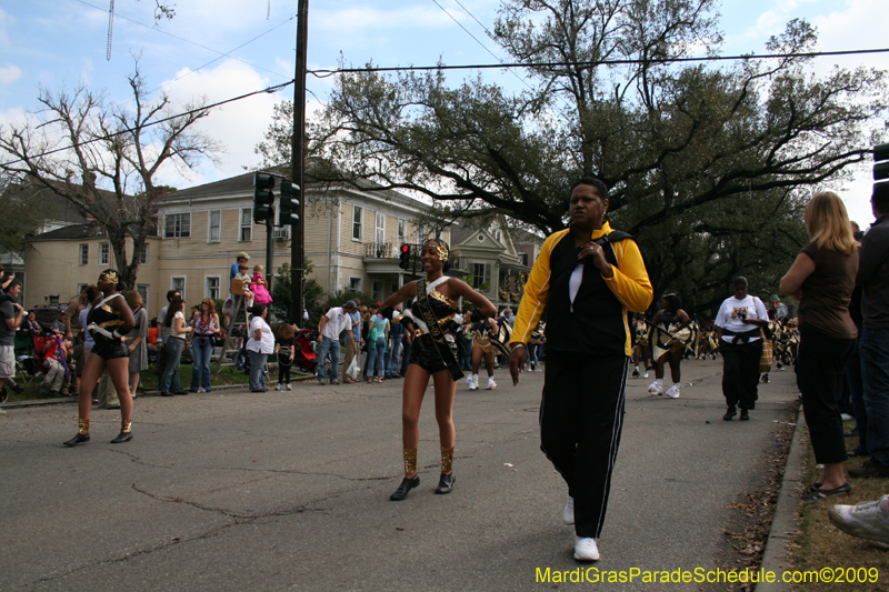 2009-Krewe-of-King-Arthur-New-Orleans-Mardi-Gras-0317