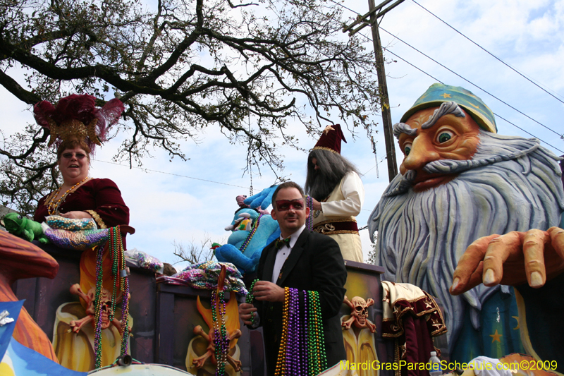 2009-Krewe-of-King-Arthur-New-Orleans-Mardi-Gras-0327