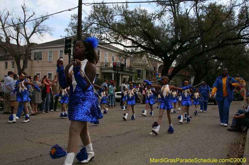 2009-Krewe-of-King-Arthur-New-Orleans-Mardi-Gras-0333
