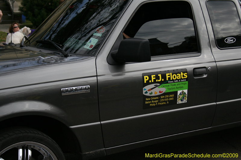 2009-Krewe-of-King-Arthur-New-Orleans-Mardi-Gras-0335
