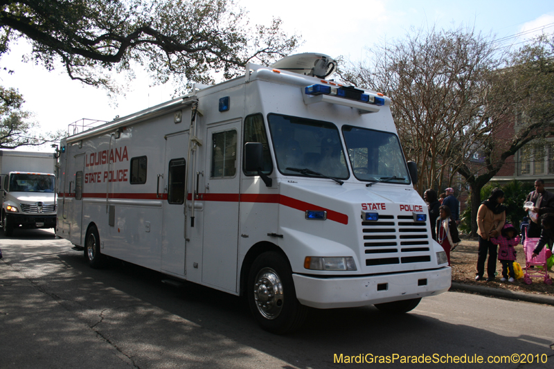 Krewe-of-King-Arthur-2010-Uptown-New-Orleans-Mardi-Gras-4657