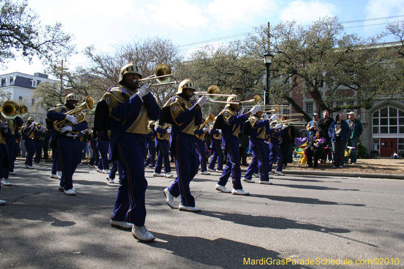 Krewe-of-King-Arthur-2010-Uptown-New-Orleans-Mardi-Gras-4672