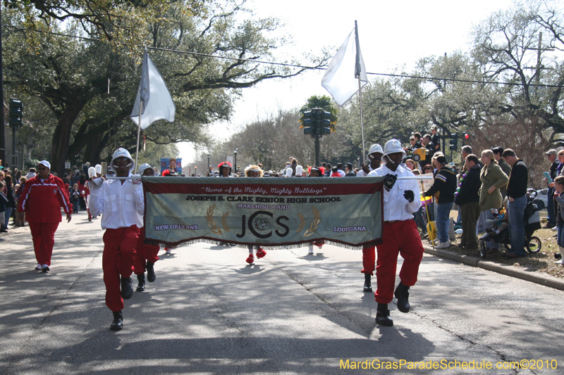 Krewe-of-King-Arthur-2010-Uptown-New-Orleans-Mardi-Gras-4709