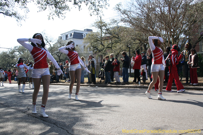 Krewe-of-King-Arthur-2010-Uptown-New-Orleans-Mardi-Gras-4714