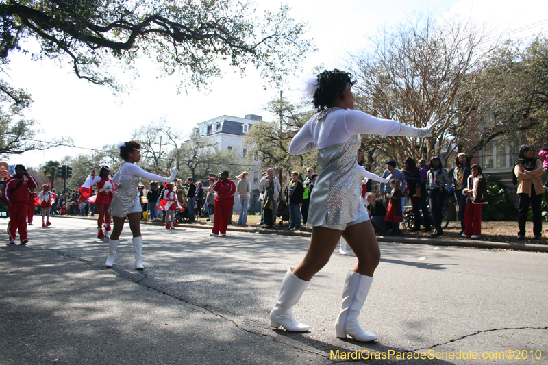Krewe-of-King-Arthur-2010-Uptown-New-Orleans-Mardi-Gras-4716
