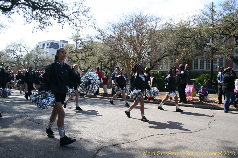 Krewe-of-King-Arthur-2010-Uptown-New-Orleans-Mardi-Gras-4725