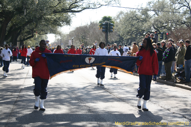 Krewe-of-King-Arthur-2010-Uptown-New-Orleans-Mardi-Gras-4730