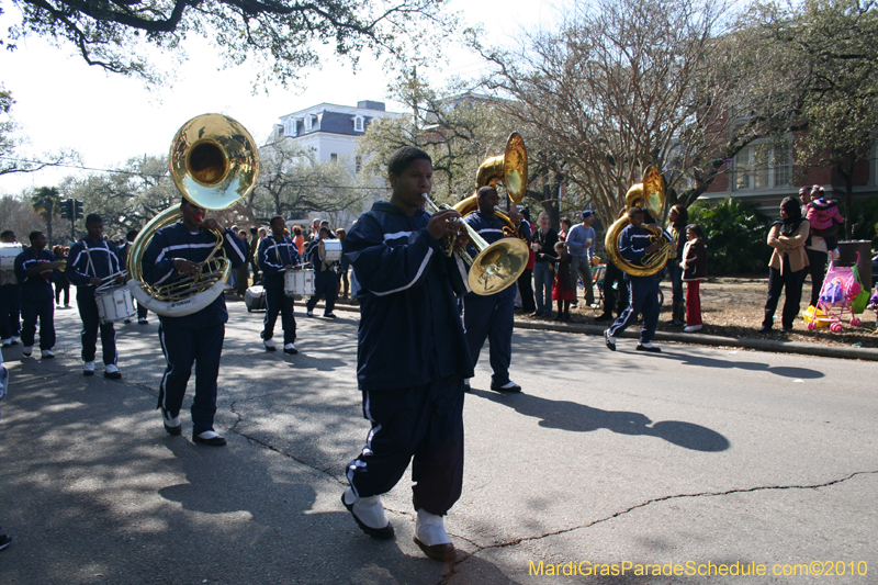 Krewe-of-King-Arthur-2010-Uptown-New-Orleans-Mardi-Gras-4734