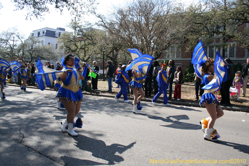 Krewe-of-King-Arthur-2010-Uptown-New-Orleans-Mardi-Gras-4747