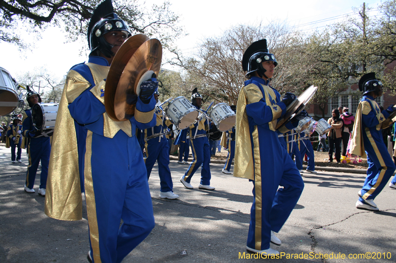 Krewe-of-King-Arthur-2010-Uptown-New-Orleans-Mardi-Gras-4753