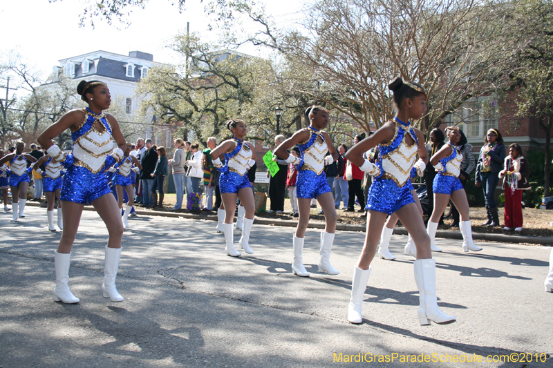 Krewe-of-King-Arthur-2010-Uptown-New-Orleans-Mardi-Gras-4755