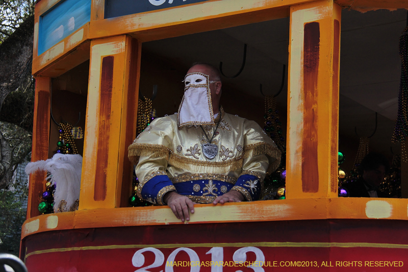 Krewe-of-King-Arthur-2013-1041