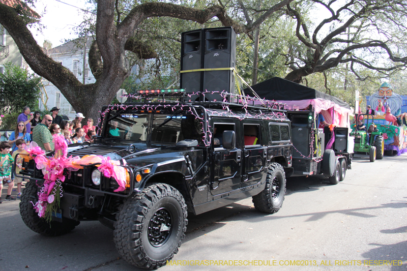 Krewe-of-King-Arthur-2013-1086