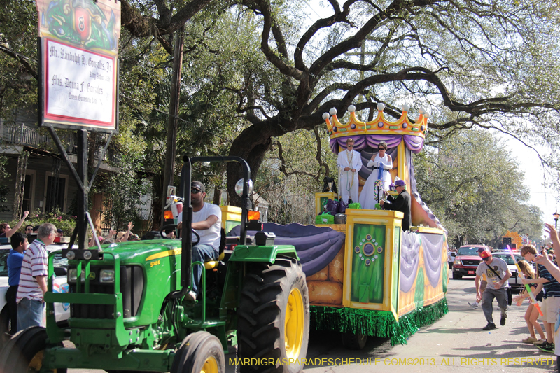 Krewe-of-King-Arthur-2013-1094