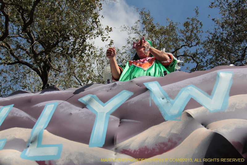 Krewe-of-King-Arthur-2013-1123