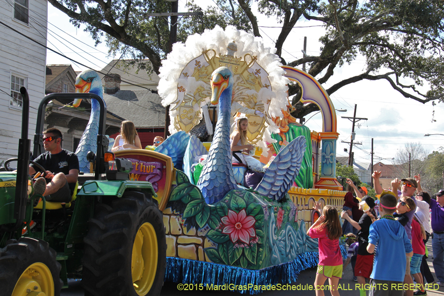 Krewe-of-King-Arthur-2015-12203