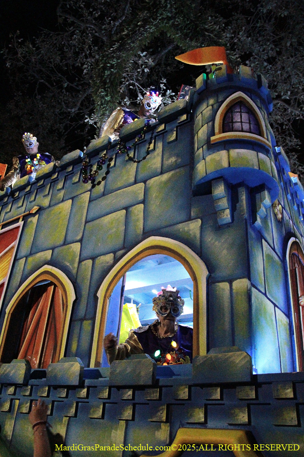 Krwew-of-King-Arthur-002802