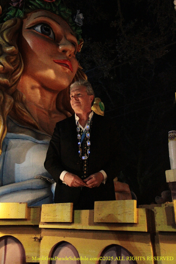 Krwew-of-King-Arthur-002811