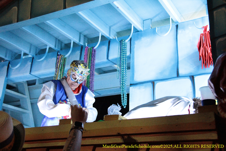 Krwew-of-King-Arthur-002812