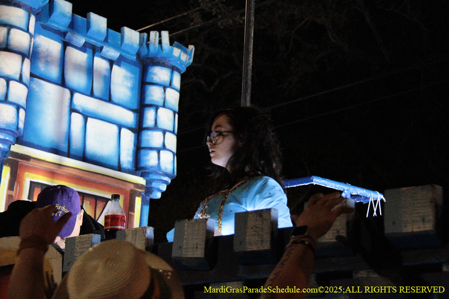 Krwew-of-King-Arthur-002837