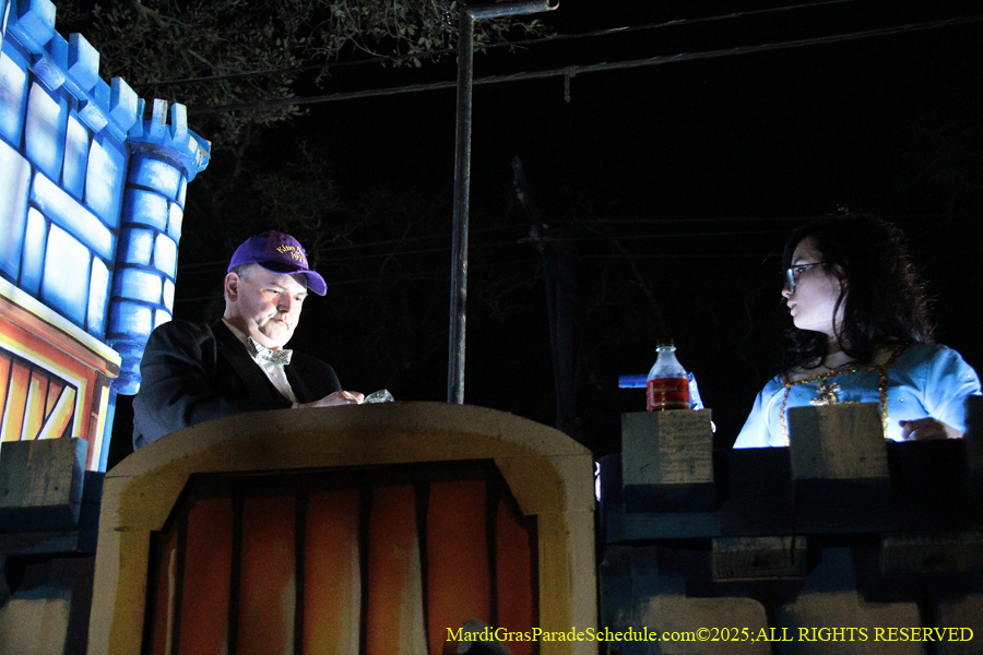 Krwew-of-King-Arthur-002838