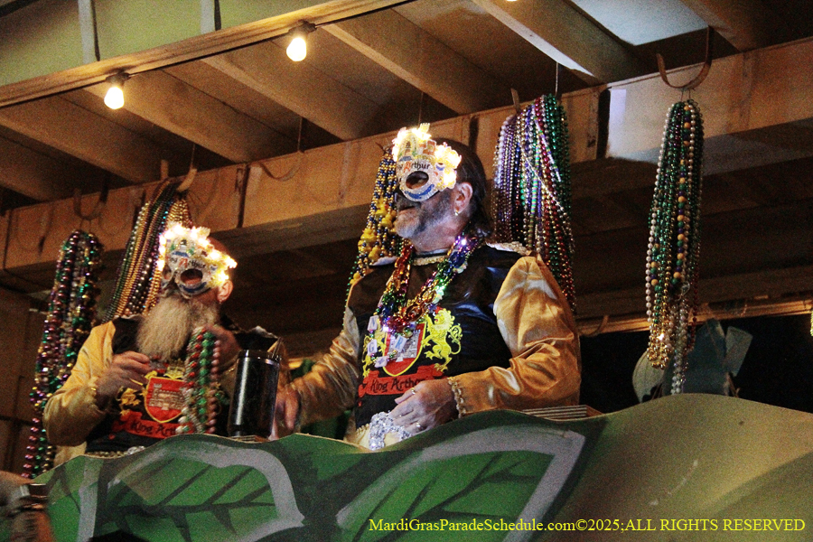 Krwew-of-King-Arthur-002846