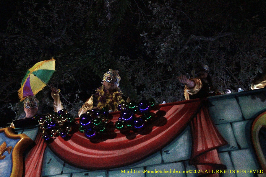 Krwew-of-King-Arthur-002861