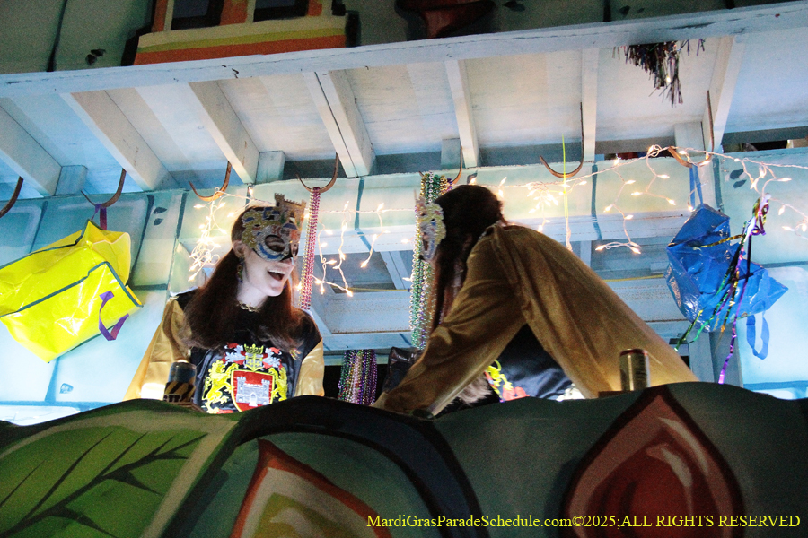 Krwew-of-King-Arthur-002863