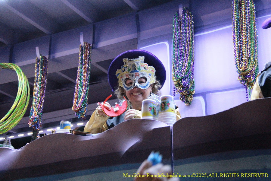 Krwew-of-King-Arthur-002868