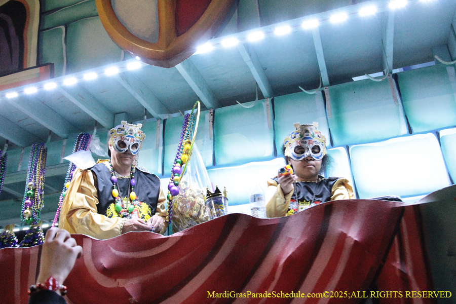 Krwew-of-King-Arthur-002871