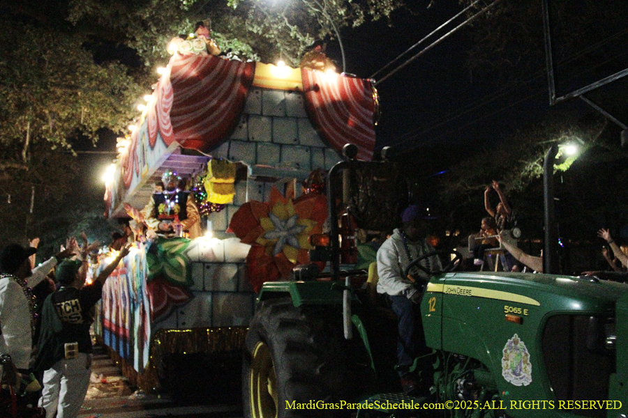 Krwew-of-King-Arthur-002872