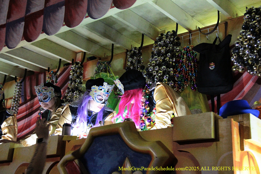 Krwew-of-King-Arthur-002878