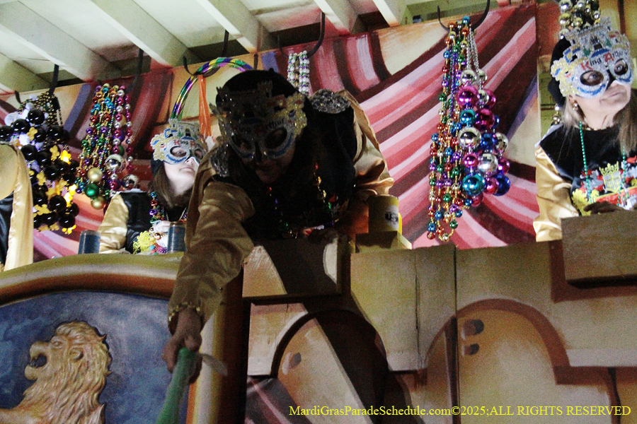 Krwew-of-King-Arthur-002879