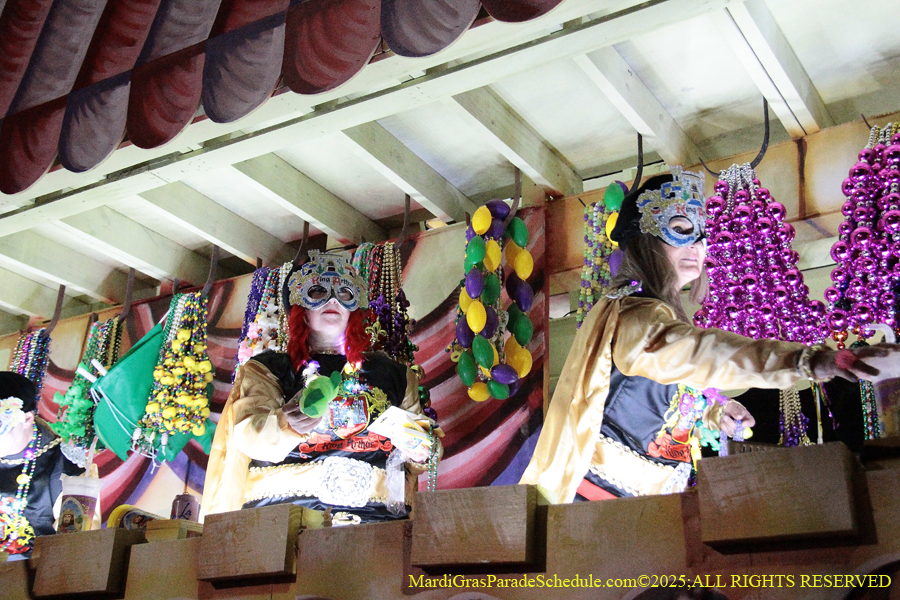 Krwew-of-King-Arthur-002884