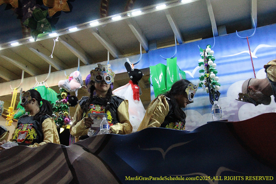 Krwew-of-King-Arthur-002893