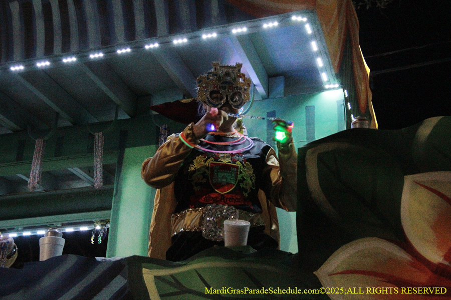 Krwew-of-King-Arthur-002908